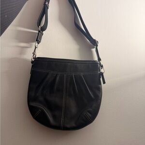 Elegant Black Leather Shoulder Bag